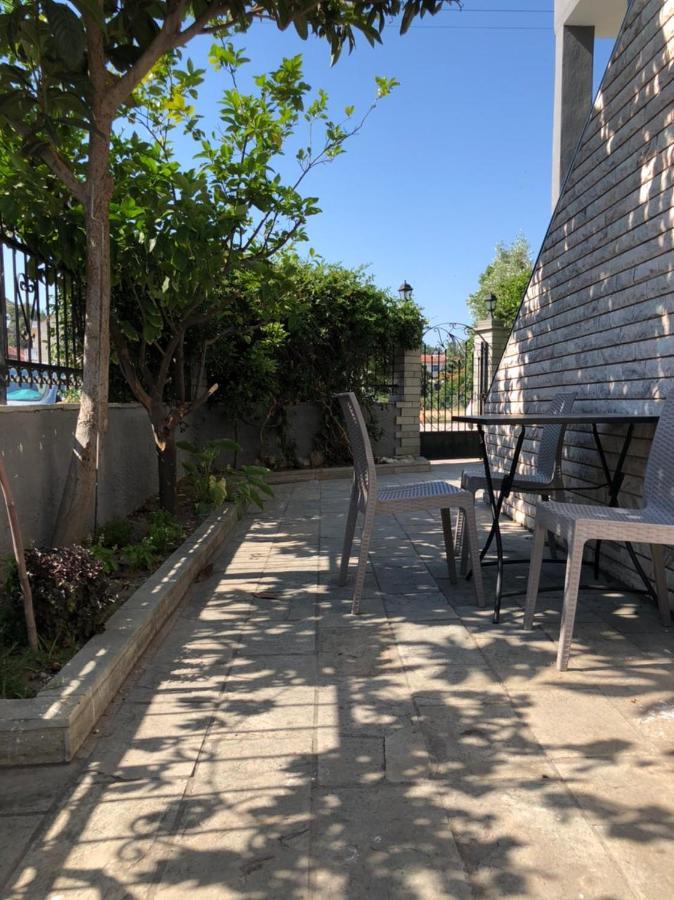 Glykanisos Suites Néa Péramos Exterior foto