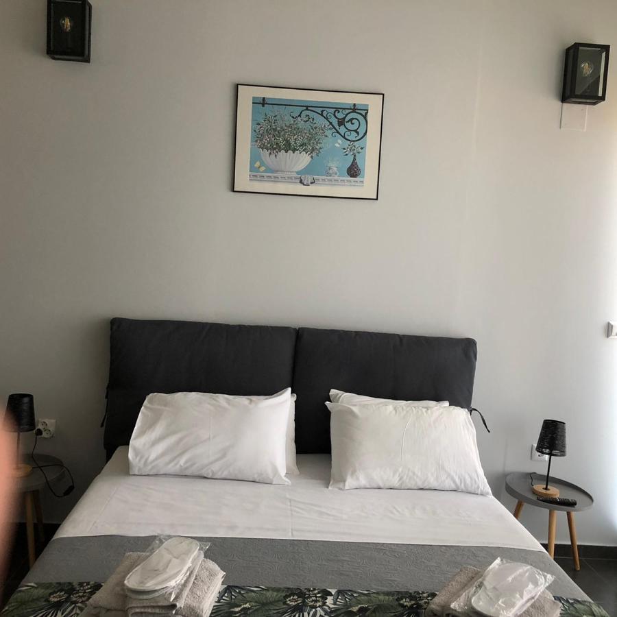 Glykanisos Suites Néa Péramos Exterior foto